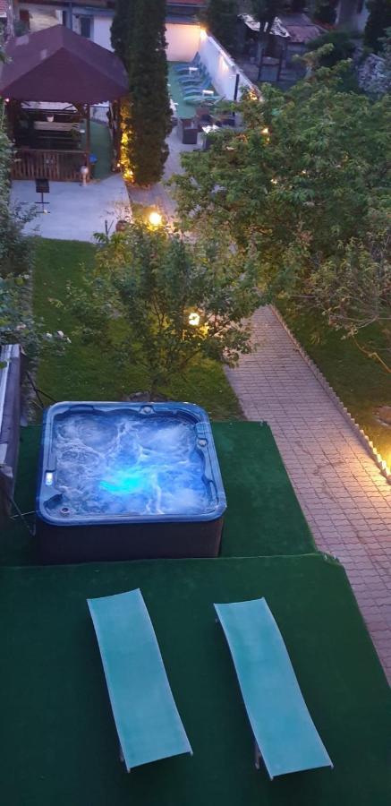 Cazare Casa Sandra Băile Herculane エクステリア 写真