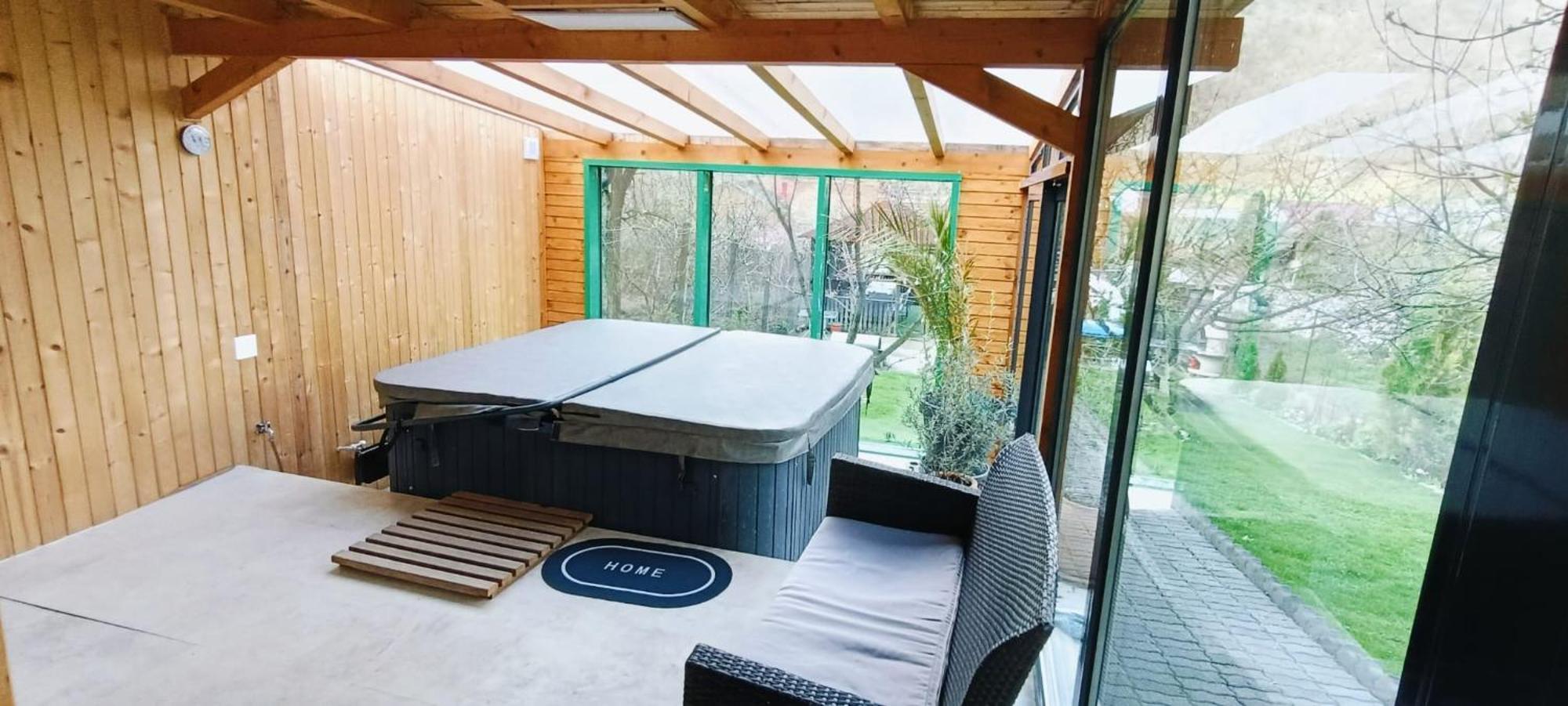 Cazare Casa Sandra Băile Herculane エクステリア 写真
