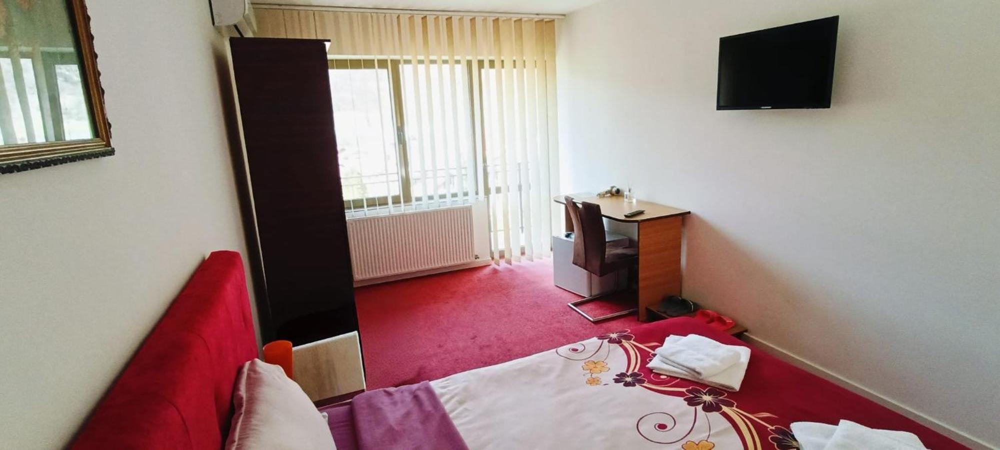 Cazare Casa Sandra Băile Herculane エクステリア 写真