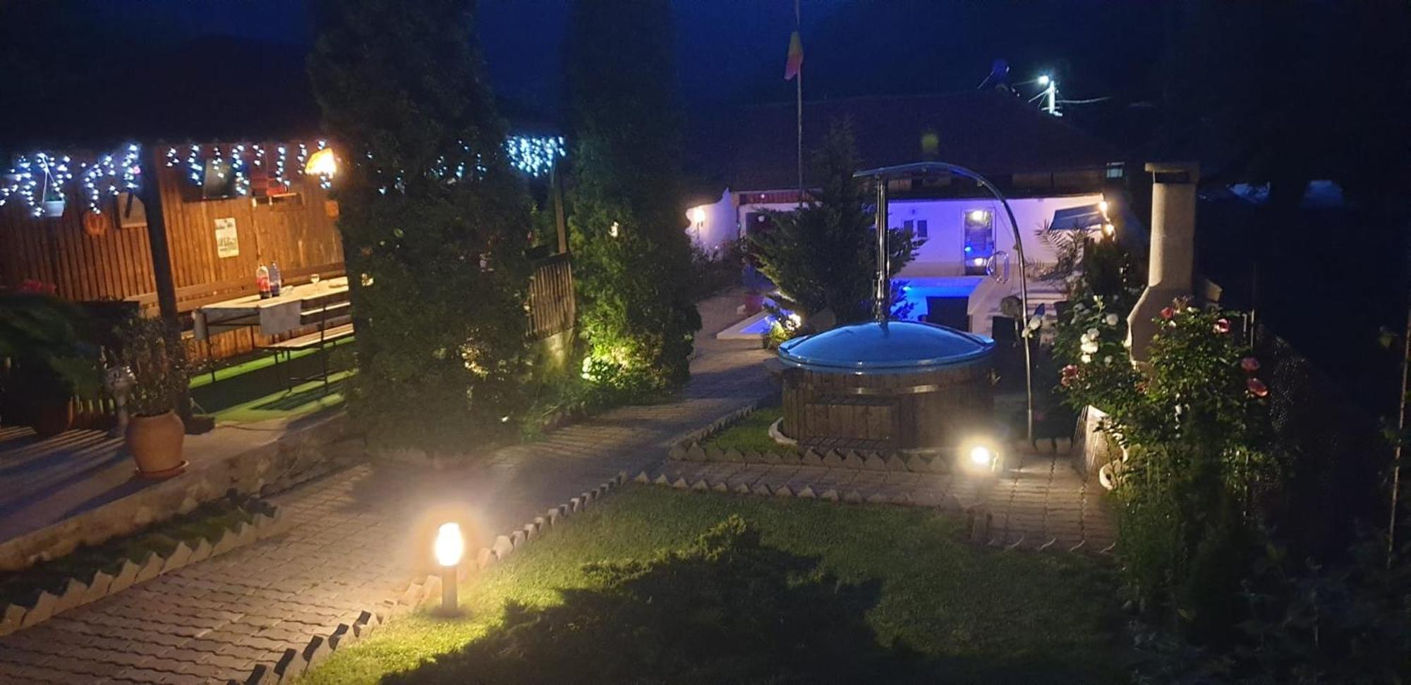 Cazare Casa Sandra Băile Herculane エクステリア 写真