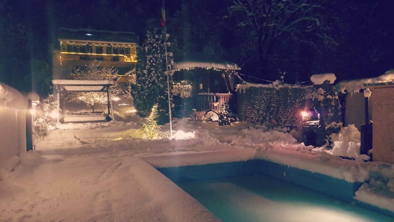 Cazare Casa Sandra Băile Herculane エクステリア 写真